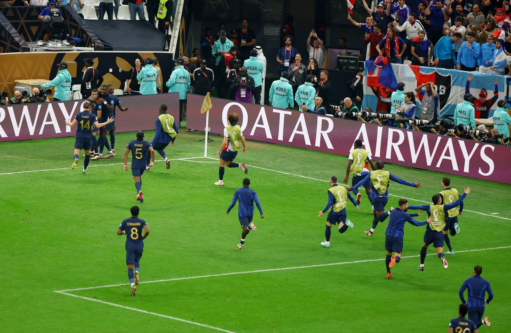 Finále MS ve fotbale 2022, Argentina - Francie: Francouzi slaví gól na 2:2