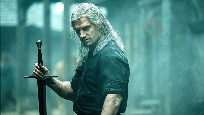 Geralta z Rivie v seriálu hraje Henry Cavill.