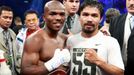 Američan Timothy Bradley a Filipínec Manny Pacquiao po souboji welterova váhy o titul mistra světa WBO.