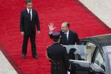 Chirac se loučí a odjíždí, Sarkozy zůstává...