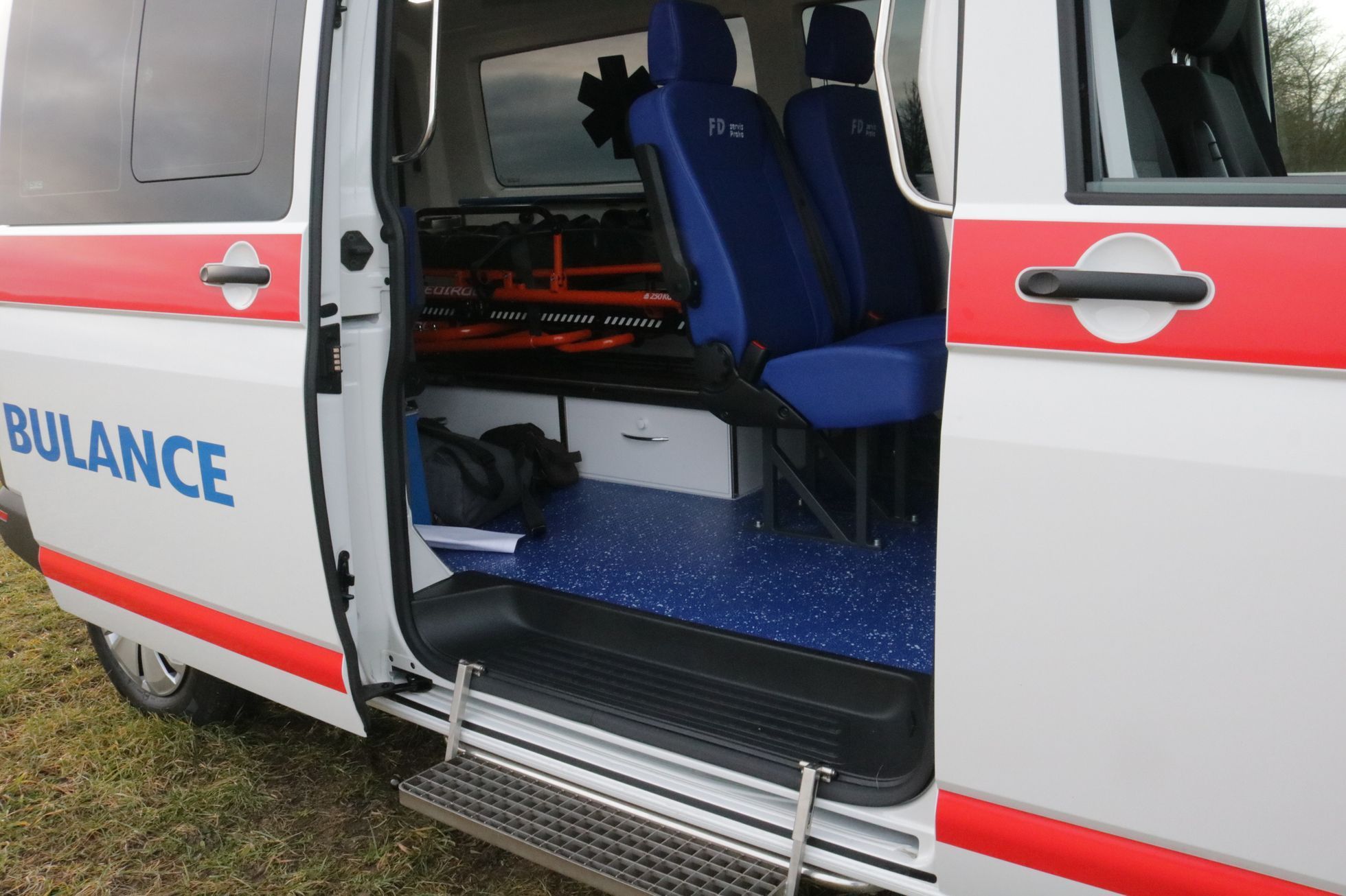 Volkswagen Transporter T6.1 sanitka