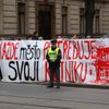 Klinika měsíc v legalitě