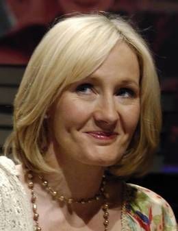 Joanne K. Rowlingová má ráda mladá těla.