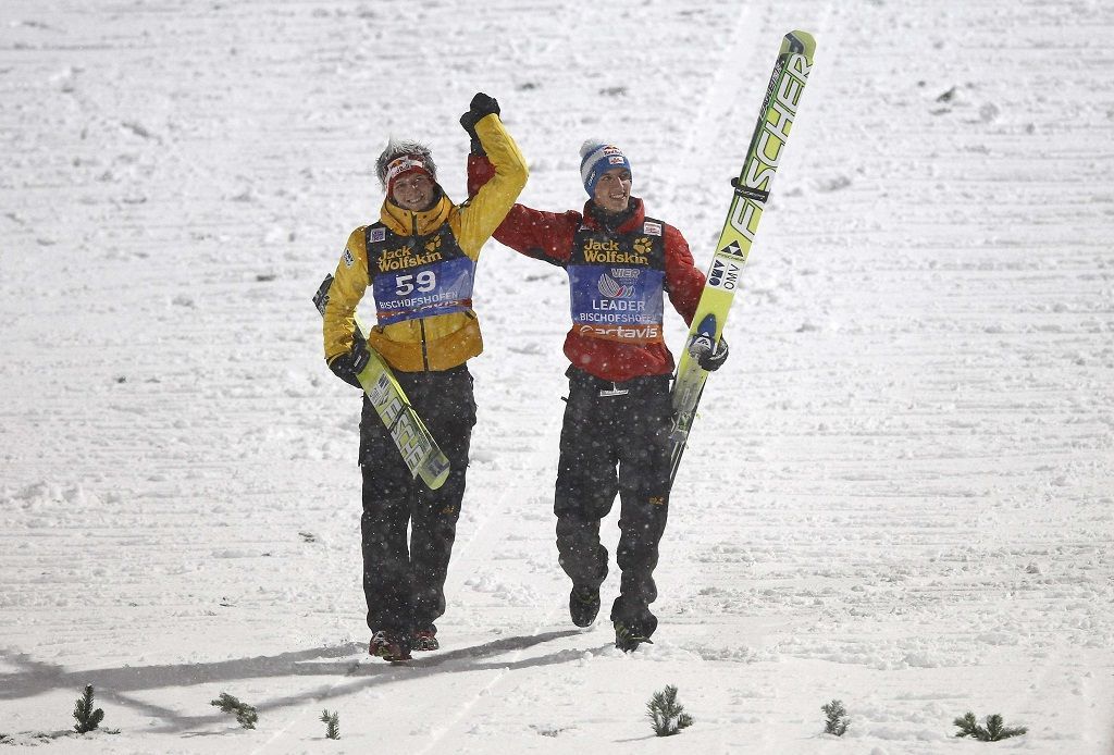 Turné čtyř můstků: Schlierenzauer a Morgenstern