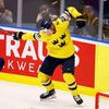 Rasmus Dahlin slaví gól ve čtvrtfinále MS 2024 Švédsko - Finsko
