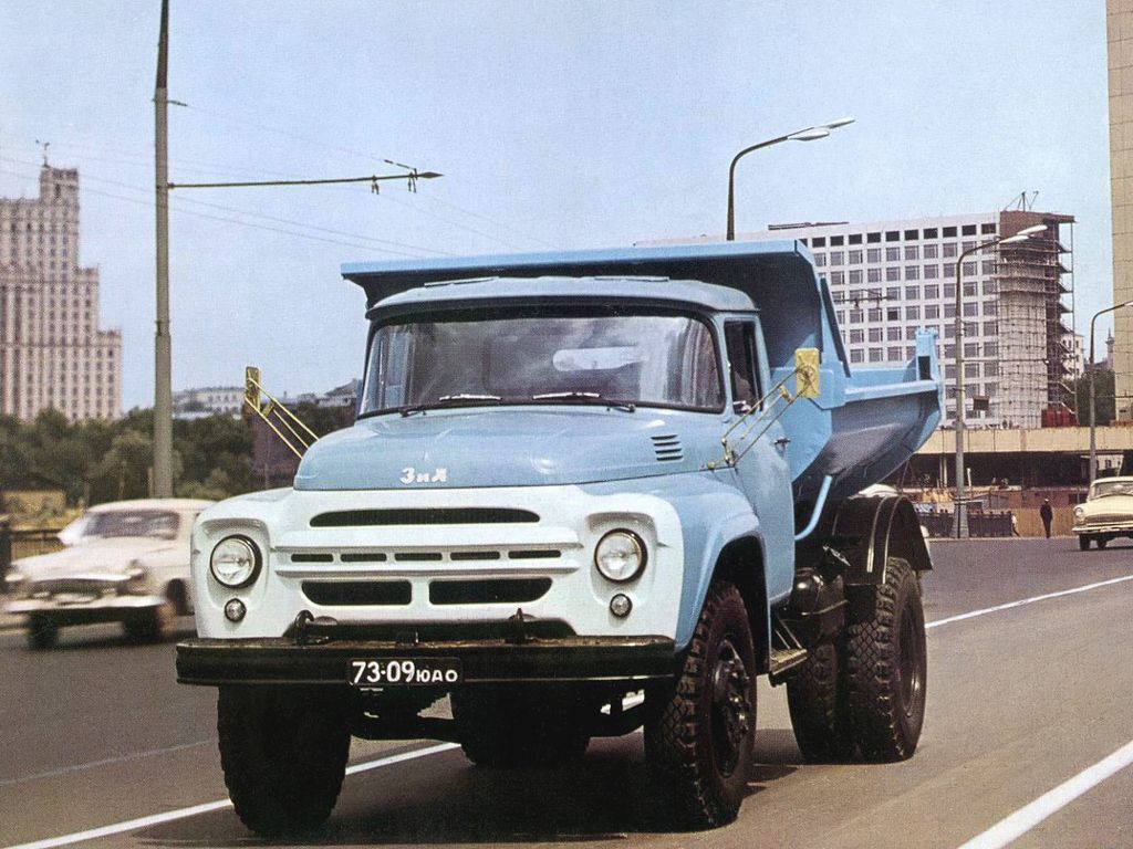 ZiL 130