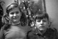 Petr Pavel se sestrou Jitkou na snímku z roku 1971. Fotografie ze života Petra Pavla.