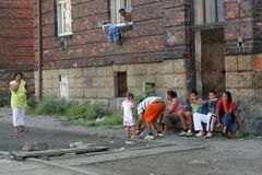 Ostravské ghetto se dočkalo. V jednom z domů teče voda