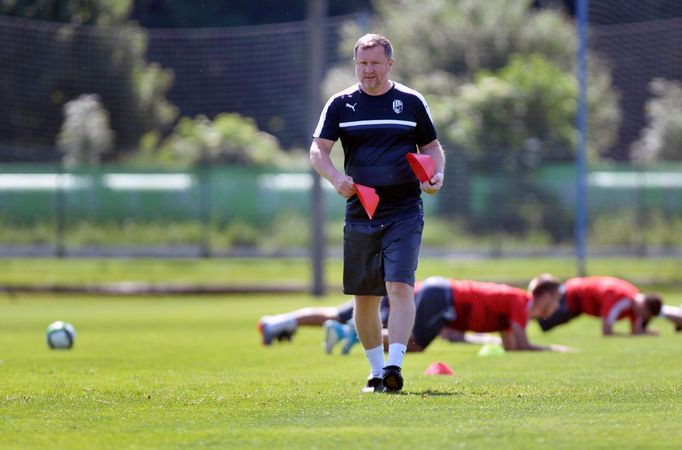 Pavel Vrba vede první trénink po svém návratu do Plzně