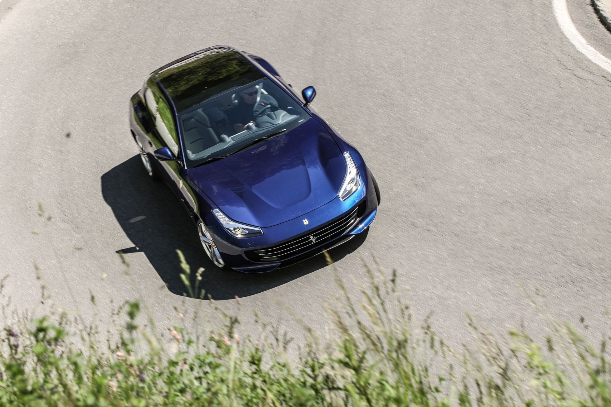 Ferrari GTC4Lusso 29