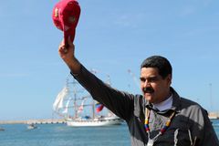 Lidé prodávají vlasy, aby měli na jídlo. Venezuelu s obří inflací má zachránit nová kryptoměna Petro
