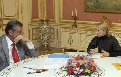 Juščenko s Tymošenkovou během pondělního jednání
