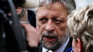 Bývalý ministr vnitra musel odpovídat na řadu nepříjemných otázek, přestože - jak sám říká - přišel akci naopak podpořit.