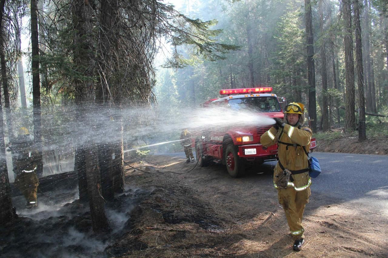 Požár požírá Yosemitský národní park