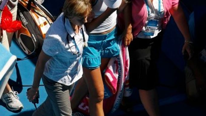 Viktoria Azarenková musela skrečovat utkání se Serenou Williamsovou.