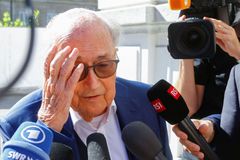 Nevinní. Švýcarský soud zprostil Platiniho s Blatterem obvinění z finančního podvodu