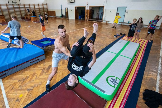 Jakub Pančík na lekci parkouru.