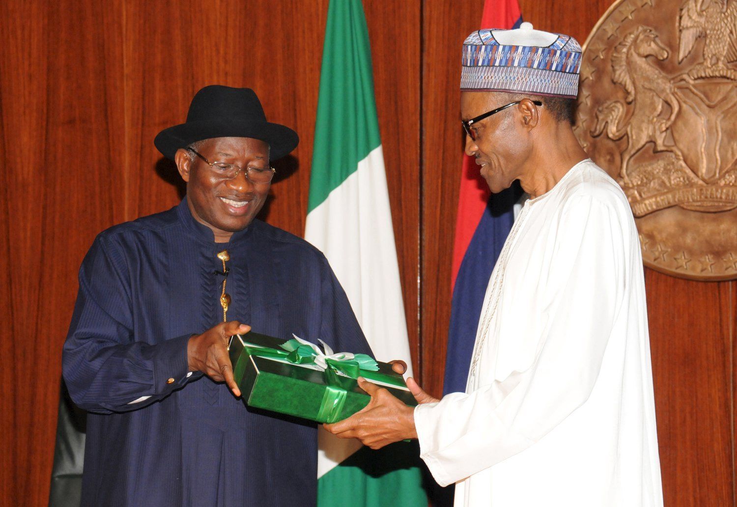 Nigérie - Goodluck Jonathan (L)  a Muhammadu Buhari