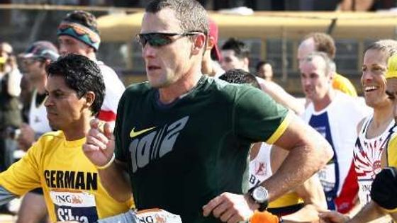 Maraton v New Yorku běžel i Armstrong