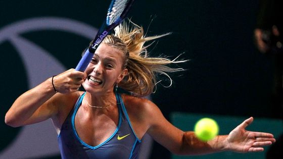 OBRAZEM Kráska Šarapovová nevyhrála ani set a v Istanbulu končí