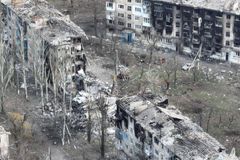 Útok začal, hlásí blogeři. Ruské jednotky bombardují východoukrajinské město Vuhledar