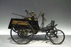 Zřejmě prvním automobilem provozovaným na území dnešního Polska se stal Benz Velo, dovezený z Mannheimu v roce 1896.