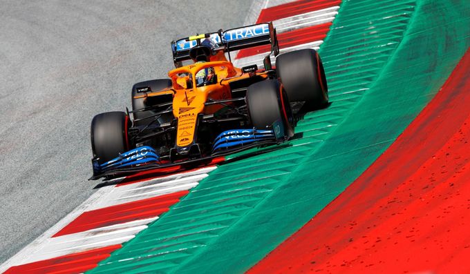 Lando Norris v McLarenu v GP Rakouska F1 2020