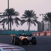 Lando Norris, McLaren ve VC Abú Zabí F1 2025