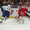 NHL: Vancouver Canucks at Ottawa Senators (Radim Vrbata)
