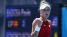 Markéta Vondroušová ve čtvrtfinále OH 2020 proti Paule Badosaové