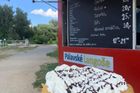 Sto lidí, sto chutí. Kromě klasiky roste poptávka i po sladkých variantách se šlehačkou a čokoládou.
