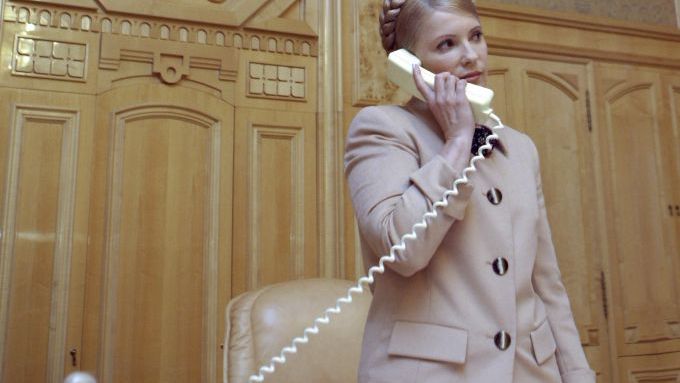 Premiérka Ukrajiny Tymošenková telefonuje prezidentu Juščenkovi, ten prý telefon záměrně nezvedá