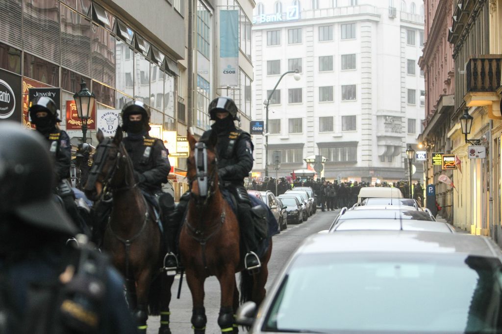 Protirežimní demonstrace