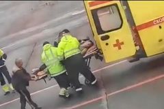 Pro Navalného přiletělo letadlo z Německa. Nezjistili jsme stopy otravy, tvrdí lékaři