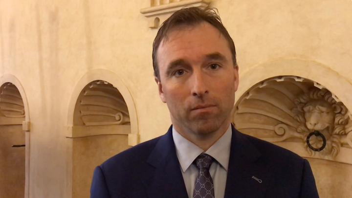 Hnilička musí skončit, říká Plaga. Piráti a SPD chtějí, aby své kroky vysvětlil