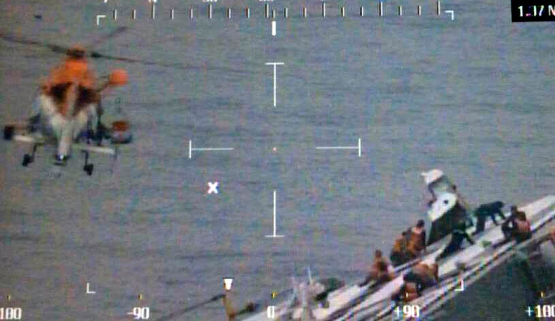 U Korejského poloostrova se potopil trajekt Sewol se 459 lidmi na palubě