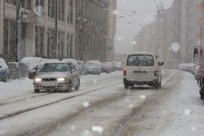 Sníh začal dělat v Brně neplechu