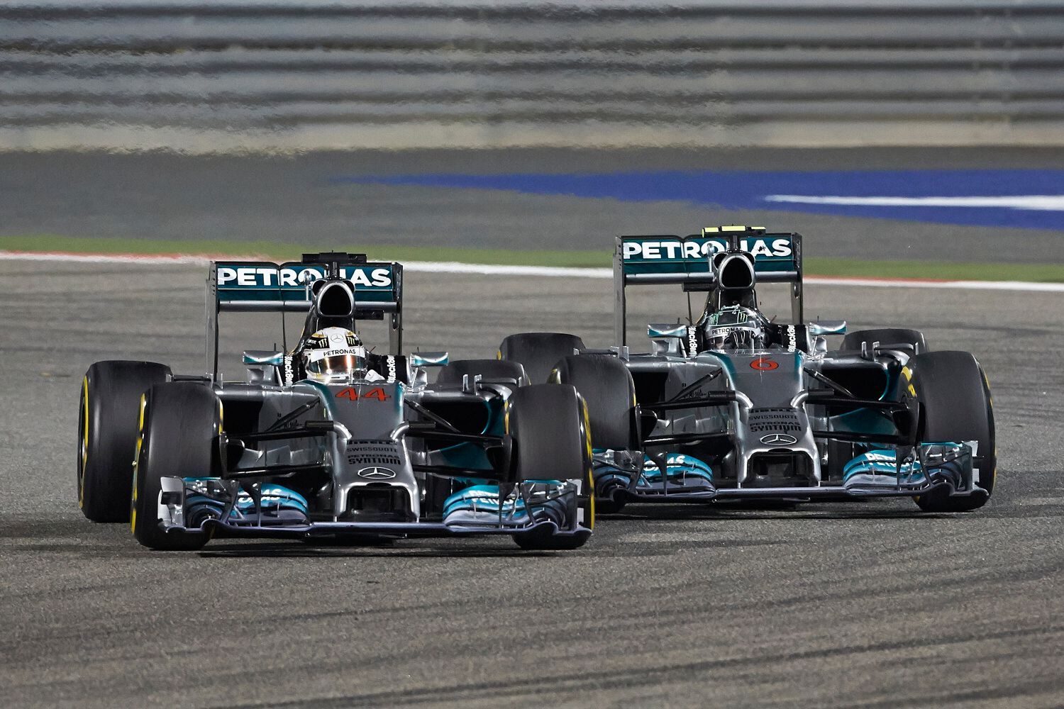 F1: Mercedes - Lewis Hamilton a Nico Rosberg