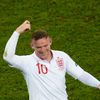 Wayne Rooney slaví branku v síti Ukrajiny