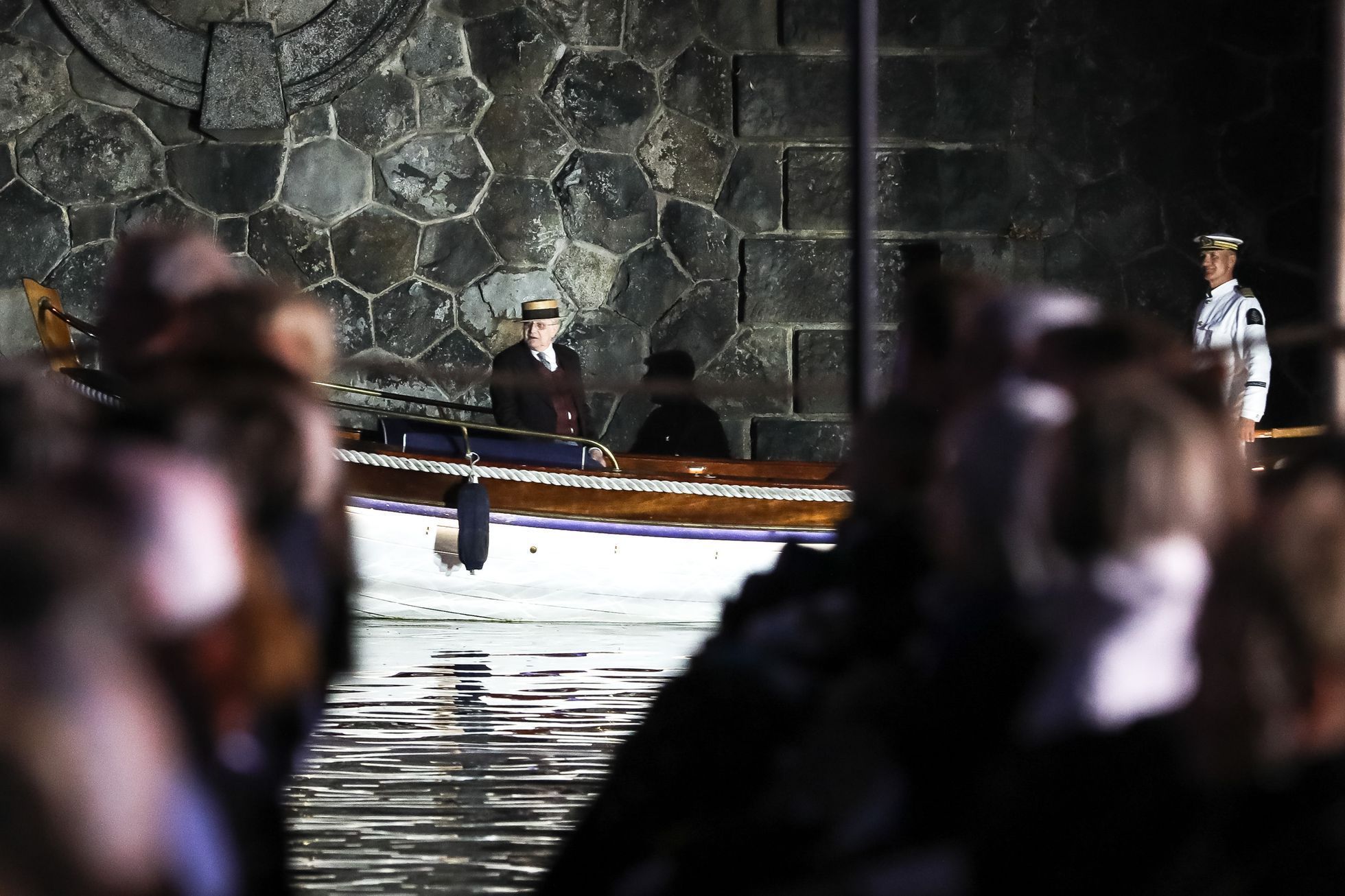 Jiří Suchý a Jitka Molavcová, koncert na Vltavě, Prague Sounds