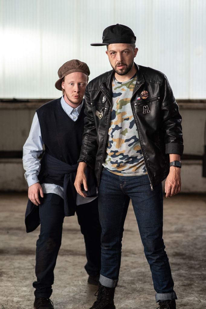 Štěpán Kozub jako David a Albert Čuba coby Milan.