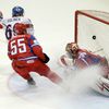 Finále MS 2010 v hokeji, Česko - Rusko: Tomáš Rolinek dává gól na 2:0