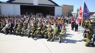 Slavnostní ceremoniál se uskutečnil na letecké základně kanadské armády, s níž klub úzce spolupracuje.