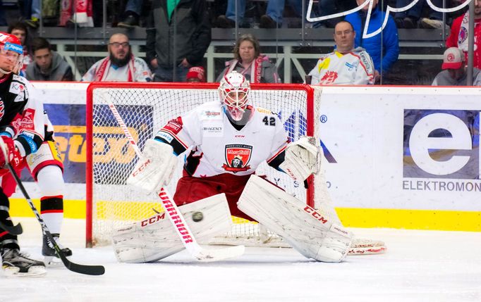 Třinec - Hradec, 4. semifinále play-off hokejové extraligy 2018: Patrik Rybár