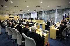 Zastupitelé Brna odsunuli schválení odkupu akcií Veletrhů Brno