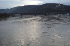 Situace se uklidňuje, Labe v Ústí kulminuje