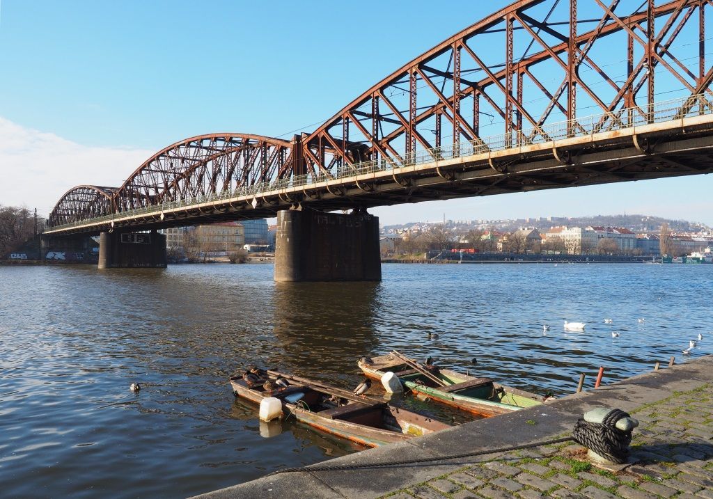 Železniční most Praha