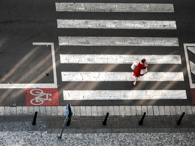 Průřez tvorbou fotografa a editora Aktuálně.cz Tomáše Vocelky za rok 2018.