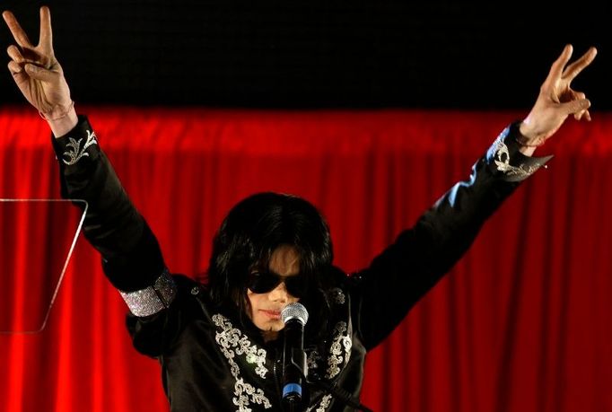 Michael Jackson na tiskové konferenci