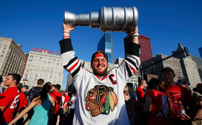 NHL: Chicago slaví Stanley Cup